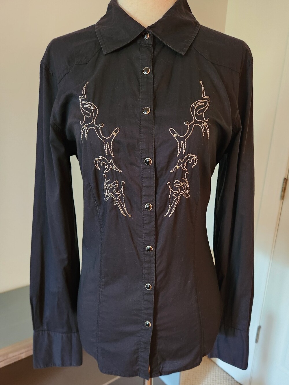 Black Embroidered Long-Sleeve Snap Closure Women's Top